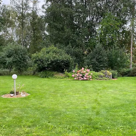 Talo Merikarvian Keskustassa Laehellae Merta!