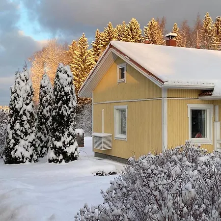 Talo Merikarvian Keskustassa Laehellae Merta! Appartement Merikarvia