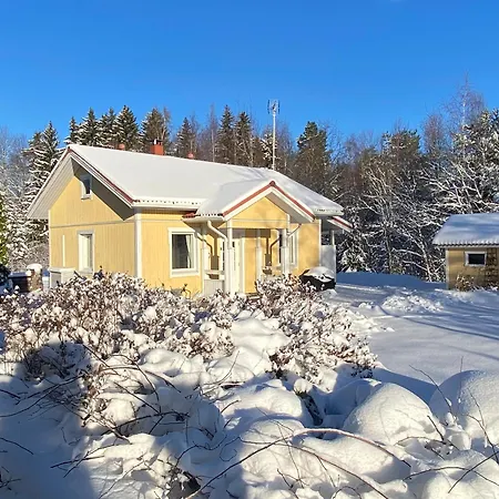 Talo Merikarvian Keskustassa Lahella Merta! Apartment Merikarvia