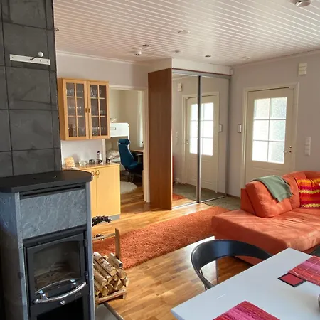 Talo Merikarvian Keskustassa Lahella Merta! Apartment Merikarvia