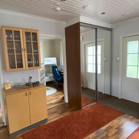 Talo Merikarvian Keskustassa Laehellae Merta! Apartment *