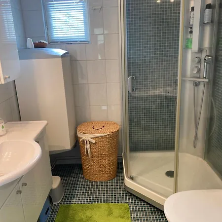 Talo Merikarvian Keskustassa Lahella Merta! *