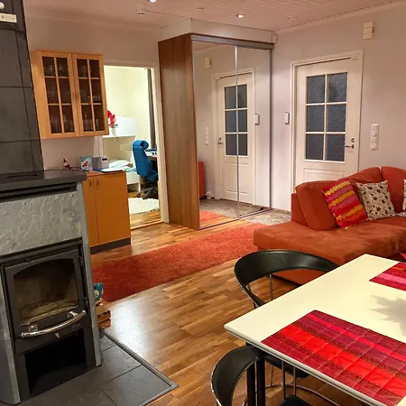 Talo Merikarvian Keskustassa Laehellae Merta! * Merikarvia