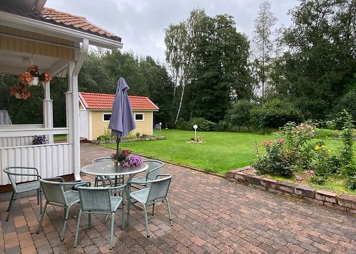 Talo Merikarvian Keskustassa Laehellae Merta! Appartement