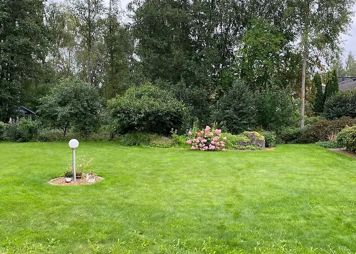 Talo Merikarvian Keskustassa Laehellae Merta!