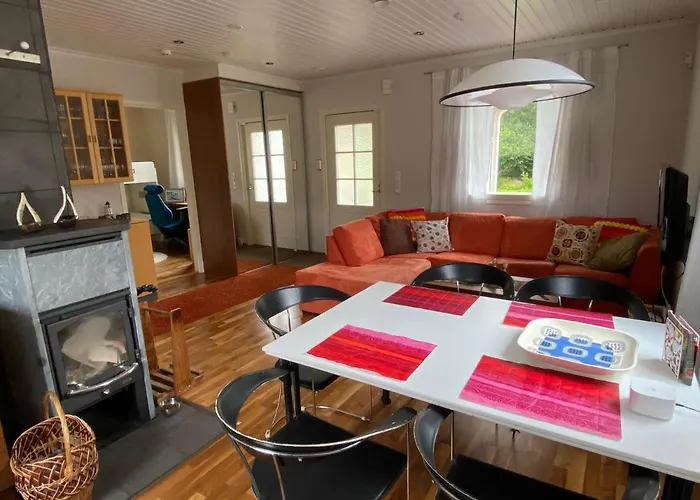 Talo Merikarvian Keskustassa Laehellae Merta! * Merikarvia