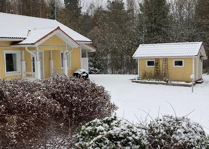 Talo Merikarvian Keskustassa Laehellae Merta! * Merikarvia