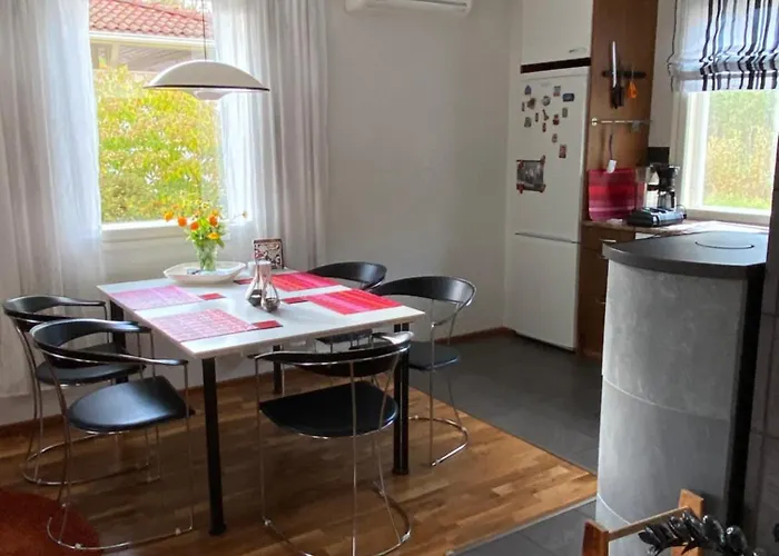 Appartement Talo Merikarvian Keskustassa Laehellae Merta!