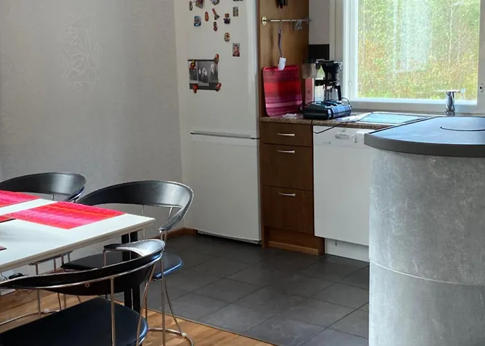 Talo Merikarvian Keskustassa Laehellae Merta! Appartement Merikarvia