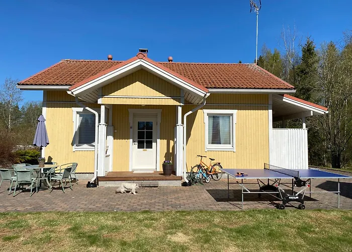 Talo Merikarvian Keskustassa Laehellae Merta! *